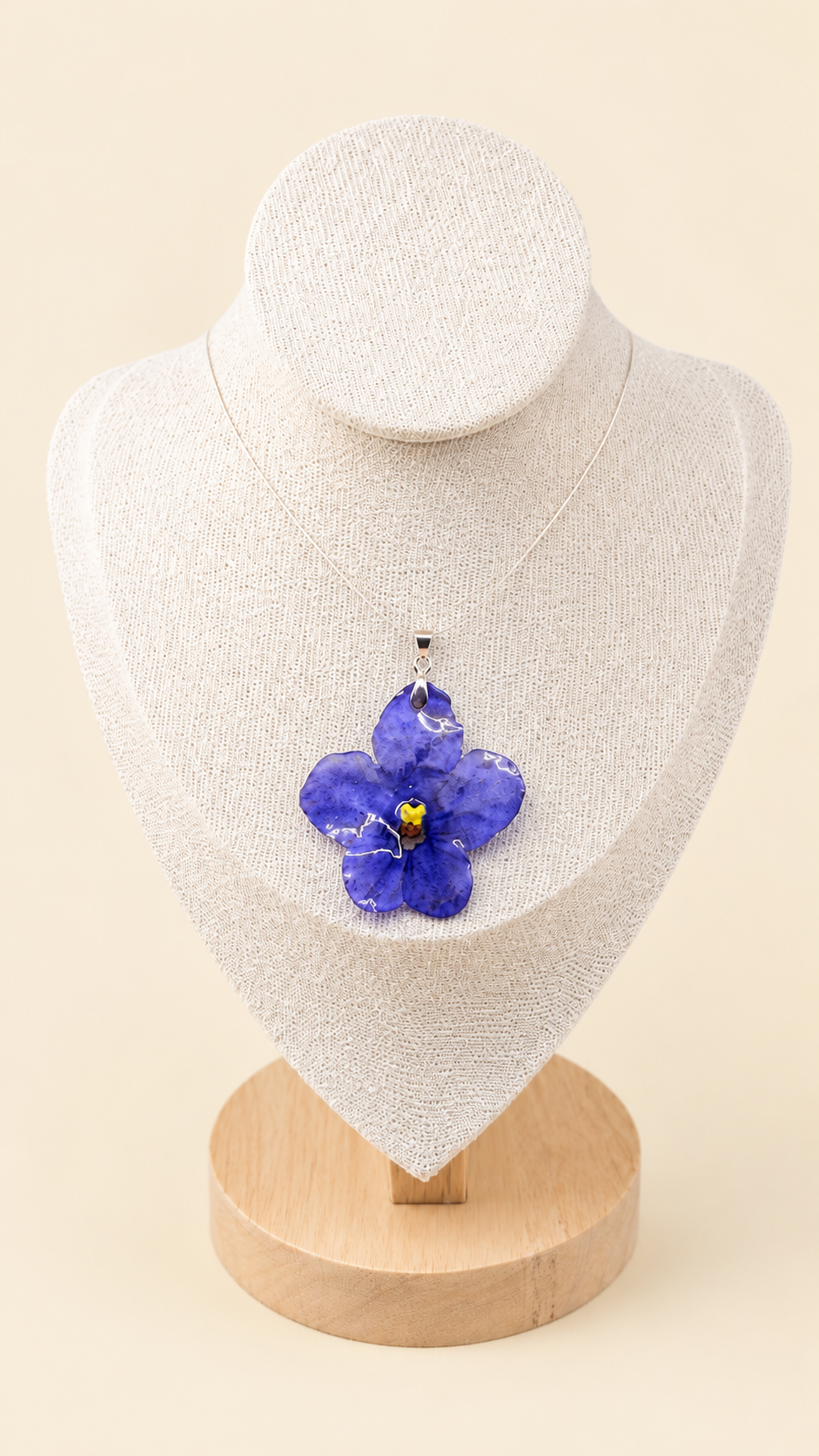 Collar Bloom